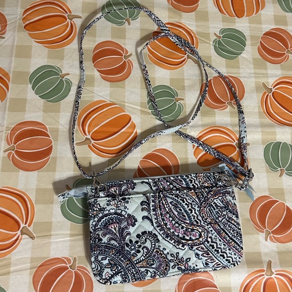 Vera Bradley Crossbody - Picture 3 of 3